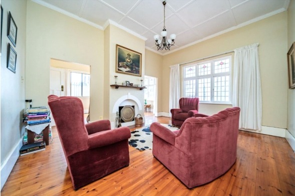 5 Bedroom Property for Sale in Bonnie Doone Eastern Cape